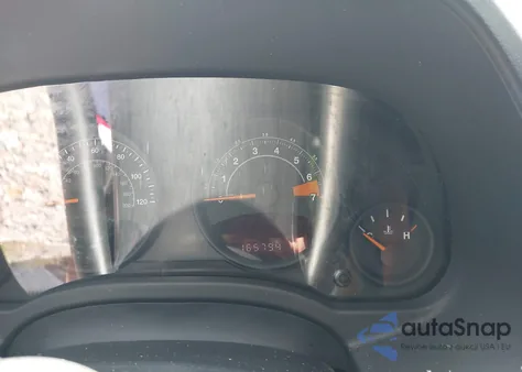 2017 Jeep Compass Sport 4X4 z USA, uszkodzony, nr VIN 1C4NJDBB4HD143899